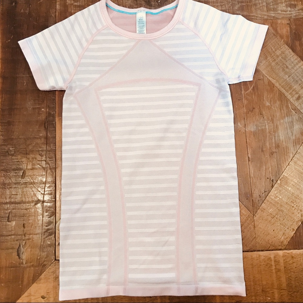 Ivivva Fly Knit ice pink top